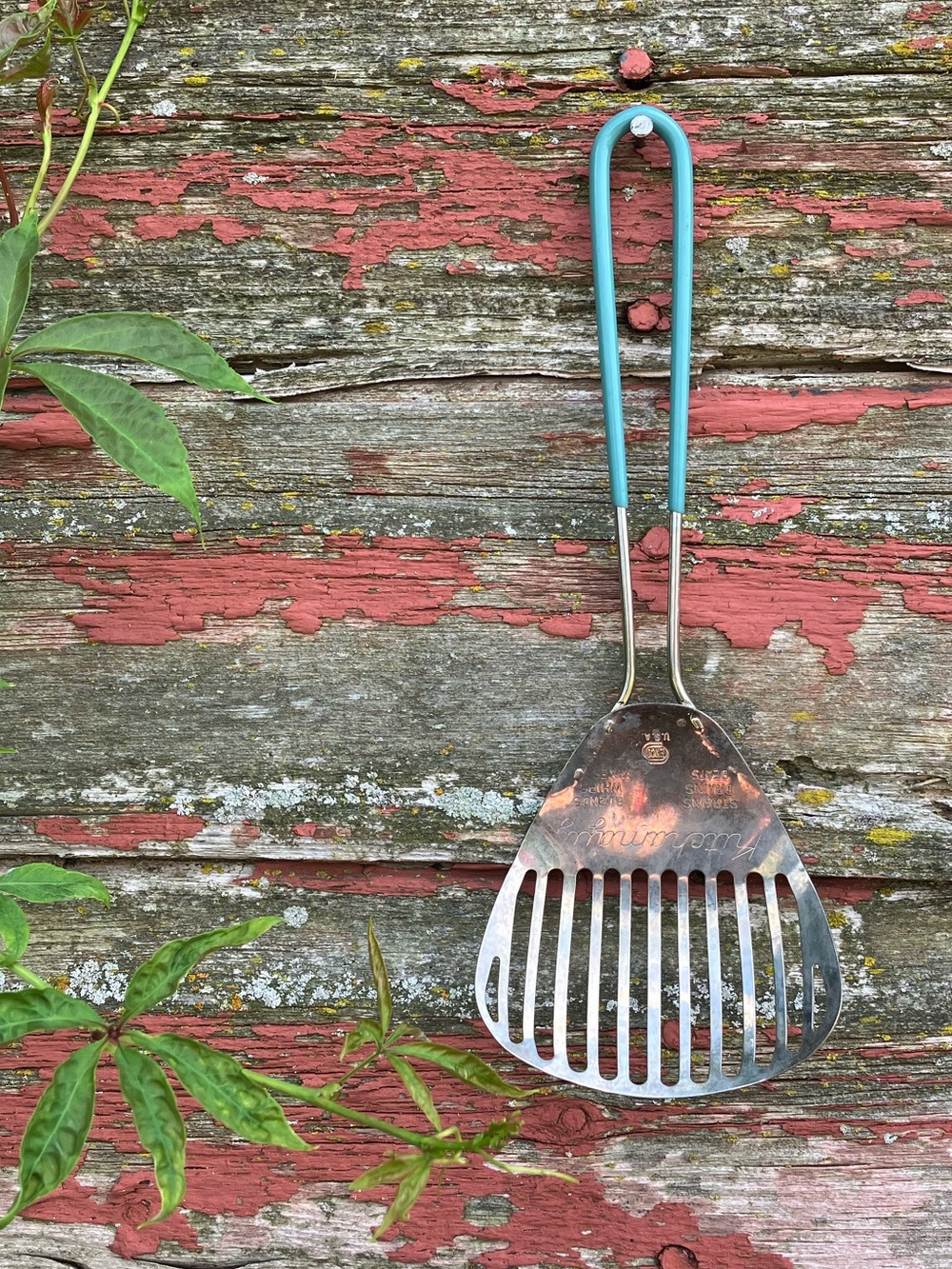 Vintage 80's Country Blue Handle Stainless Steel Ekco Kitchamajig Kitchen Gadget